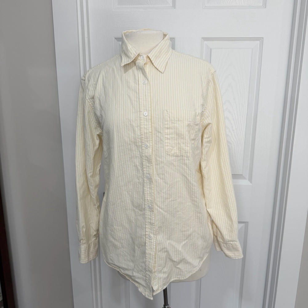 VTG Cabin Creek Soft Yellow Striped Button Down Shirt